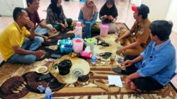 Posko KKN Desa Cipinang Dikunjungi Kepala Dusun dan Jajaran RT